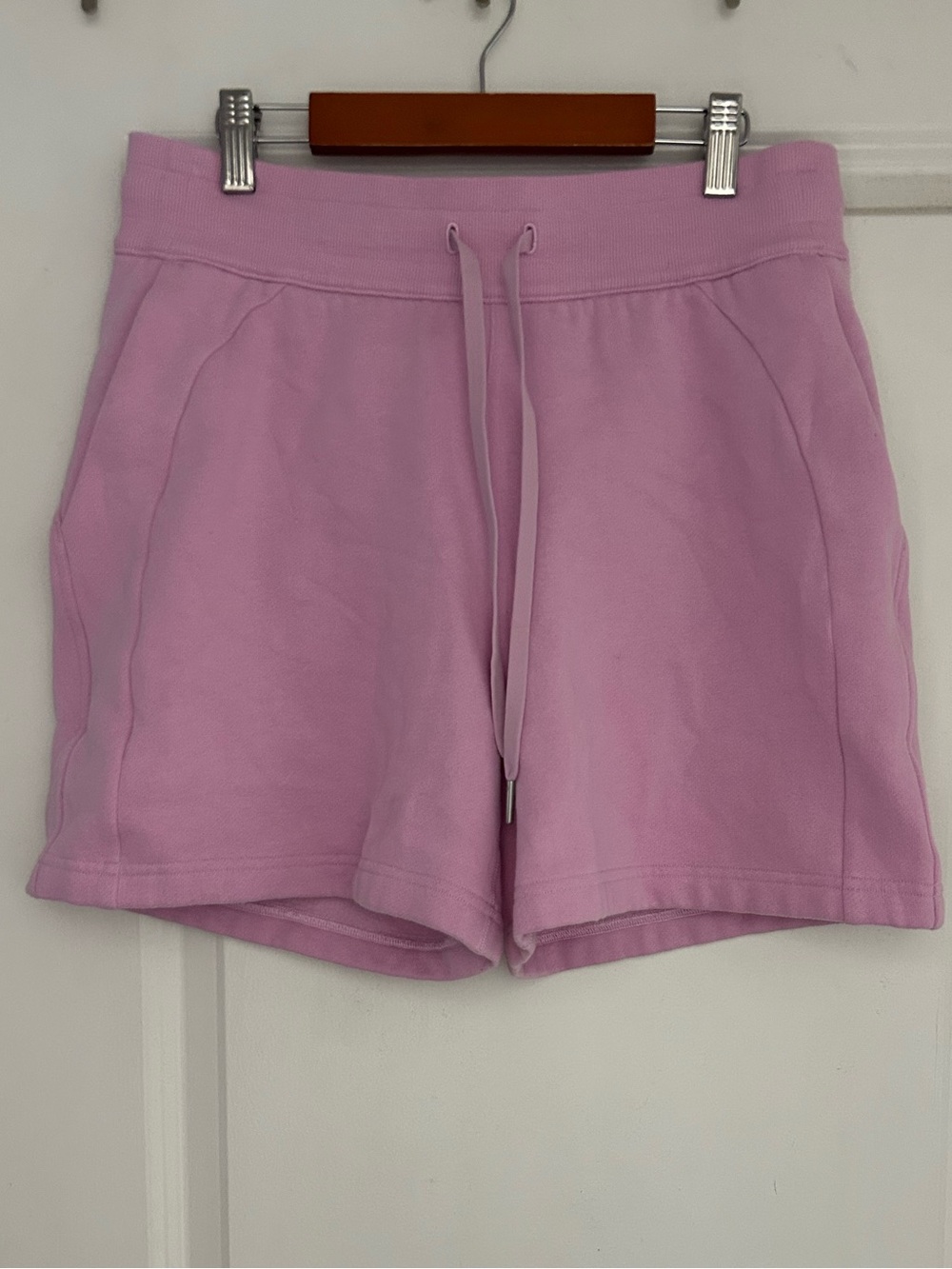 Lululemon Scuba High-Rise Short 5" Size 8